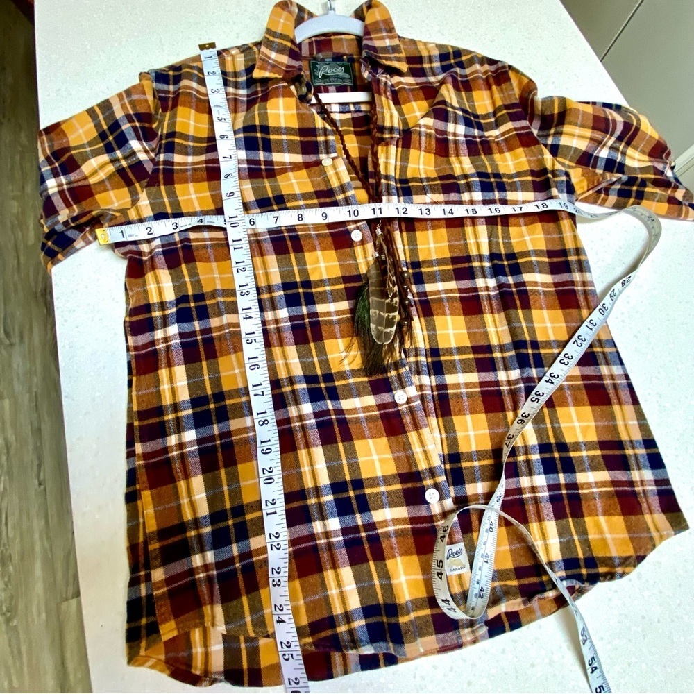 ROOTS plaid flannel boho shirt/cover up w fall harvest thanksgiving cabin vibe - Picture 13 of 14